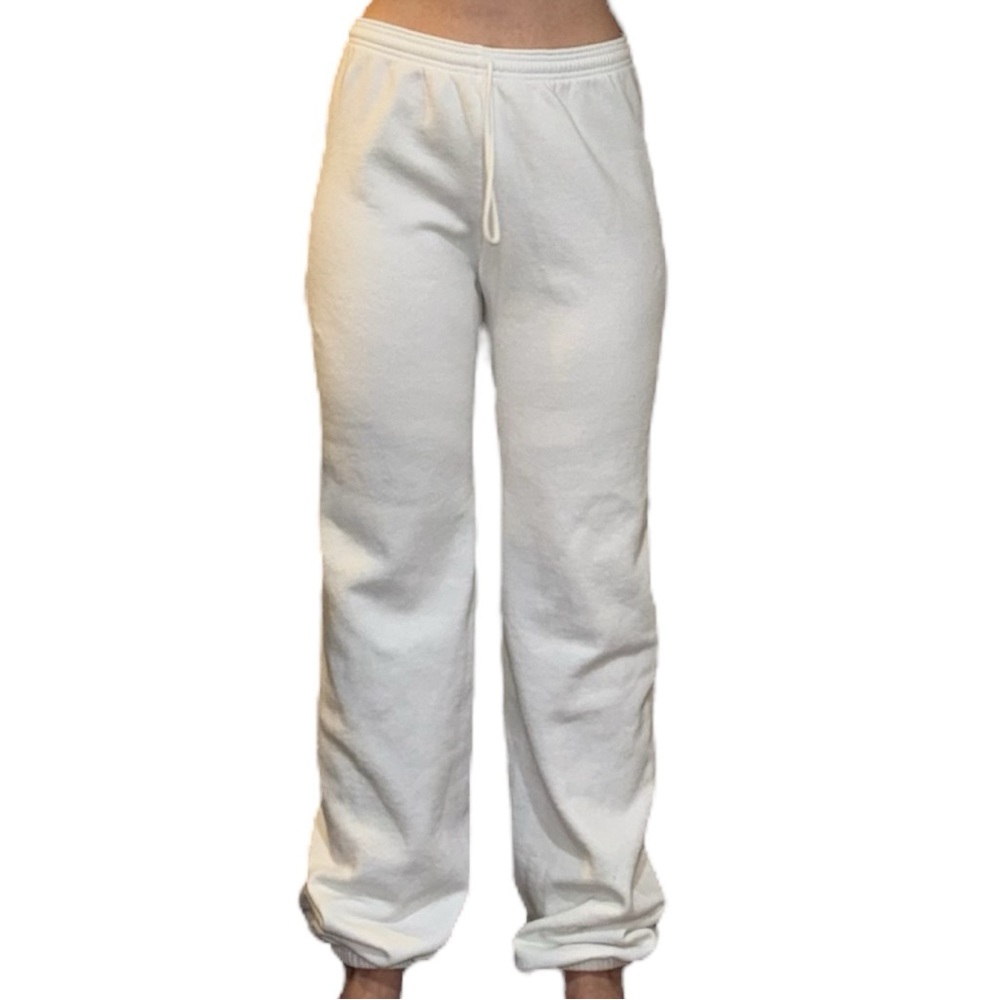 White Sweatpants - Picture 2 of 10